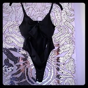 One Piece cut out cheeky swim suit